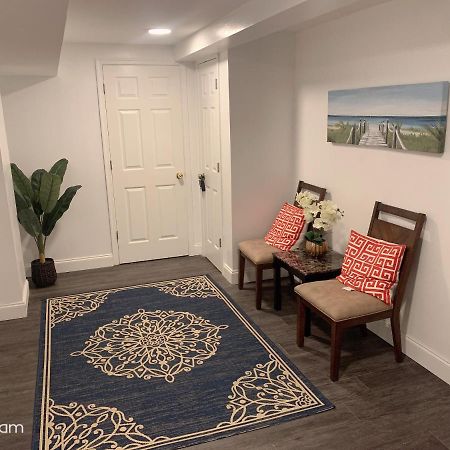 Sweet And Beautiful Bedroom Балтимор Екстериор снимка